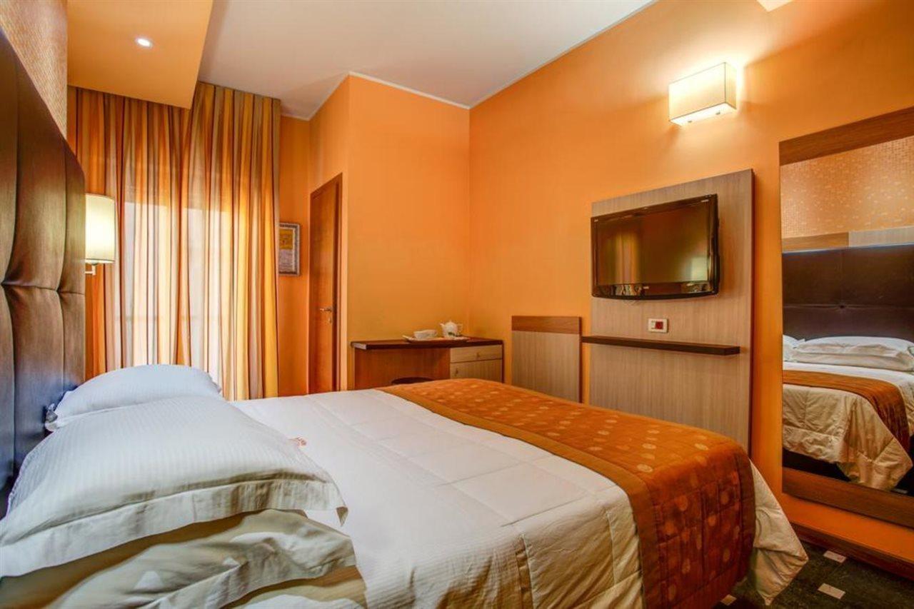 Hotel Genty Rimini Exterior photo