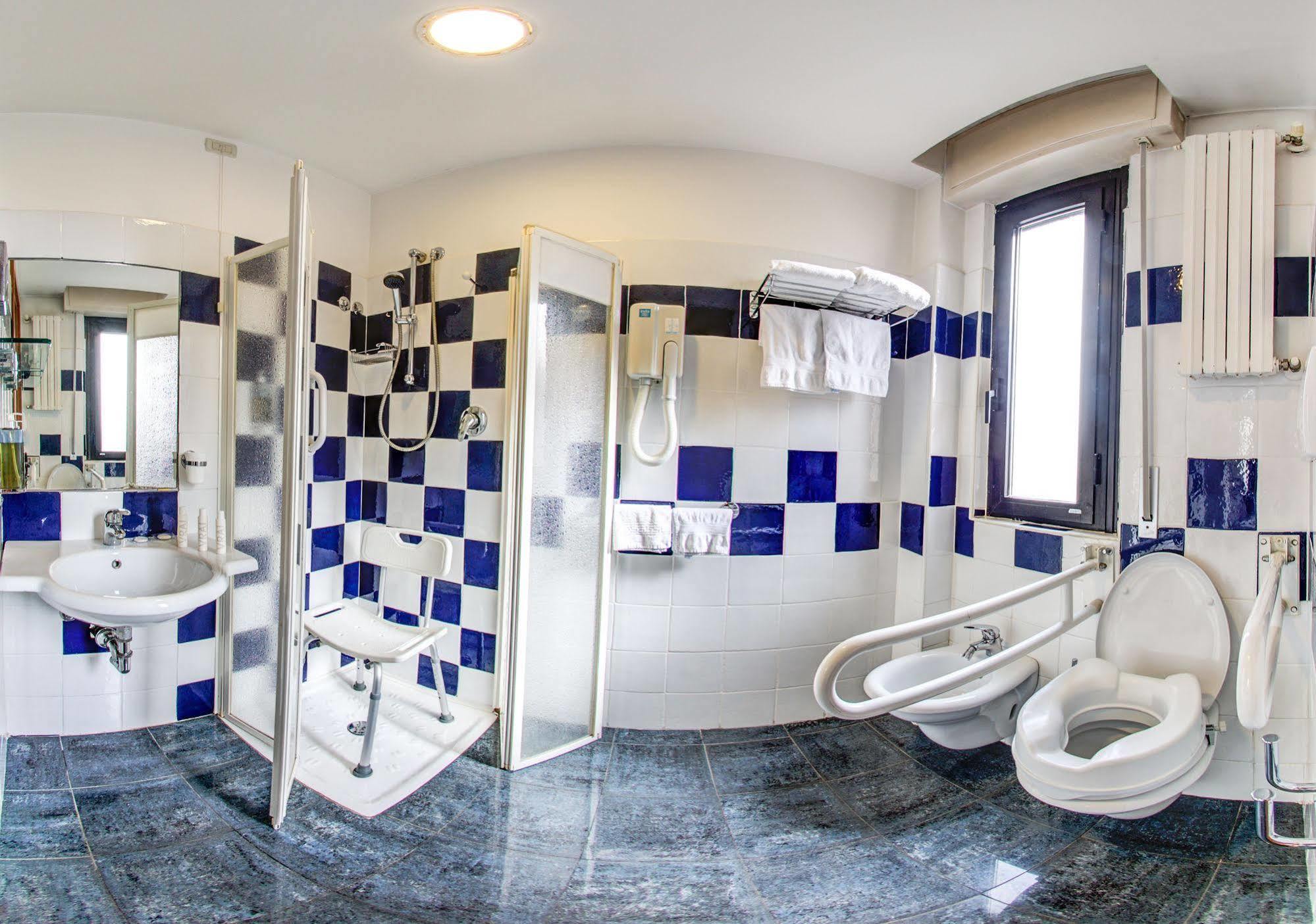 Hotel Genty Rimini Exterior photo